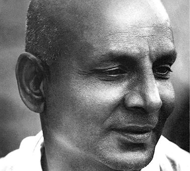 Atelier Mensuel : 12 postures de base Sivananda